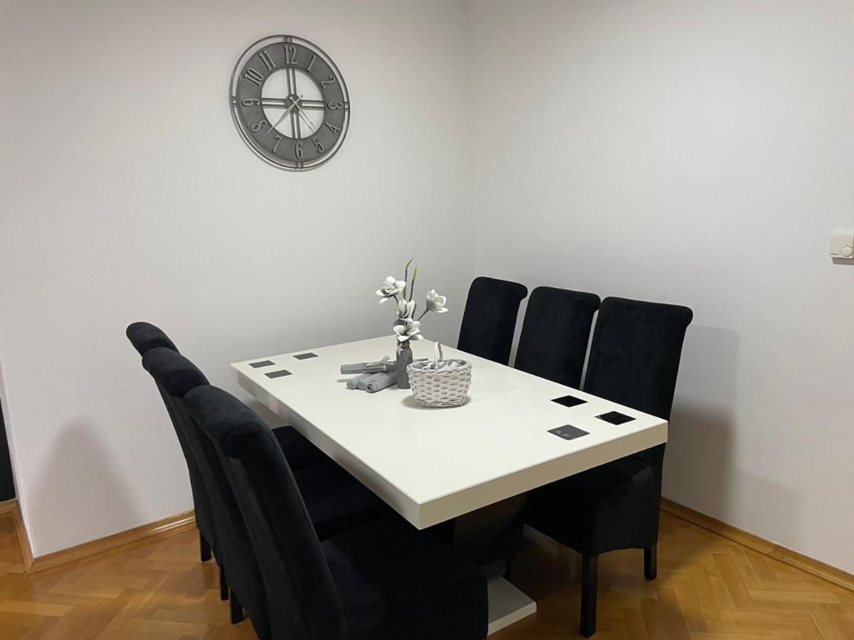 Apartmani Marcetic Slavonski Brod Exterior foto